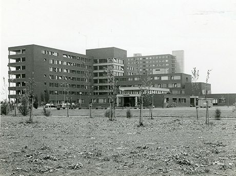 Het Holy Ziekenhuis rond 1966. Fotograaf: Jan Dulfer, Collectie Stadsarchief Vlaardingen, T225-114.