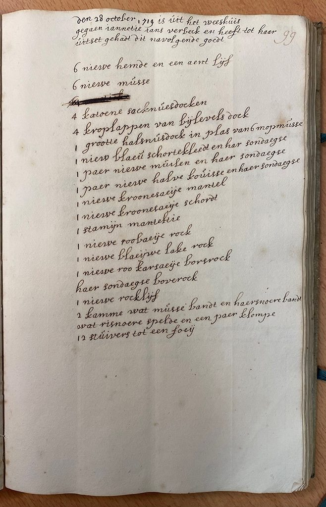 Uitzet van een meisje dat het weeshuis verliet in 1719. Collectie Stadsarchief Vlaardingen.